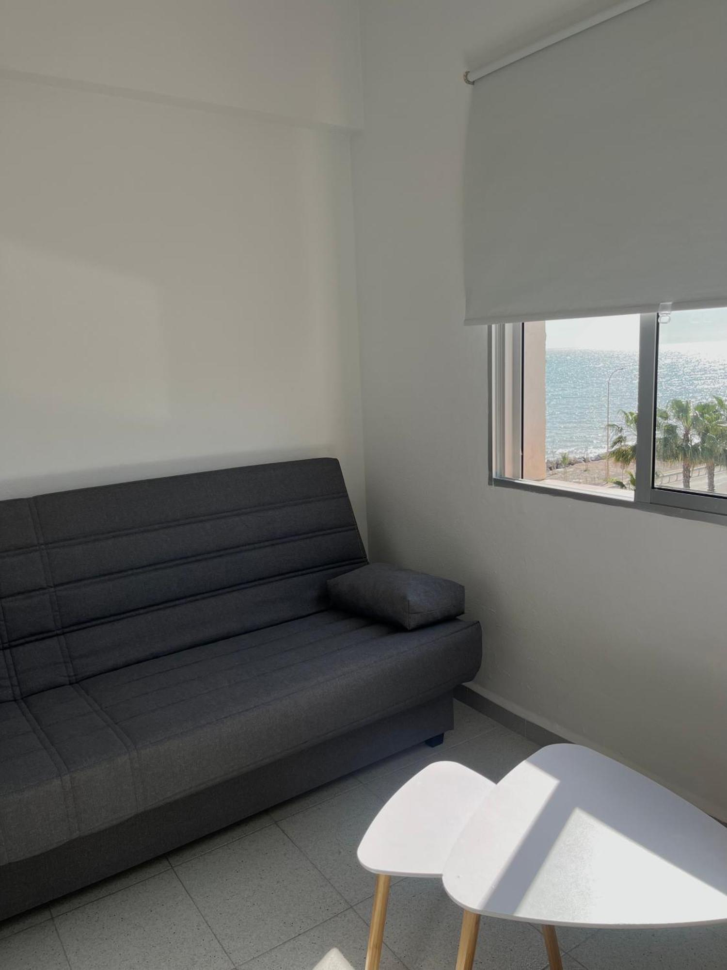 מאלגה Sea View Apartment / A Primera Linea De Playa מראה חיצוני תמונה